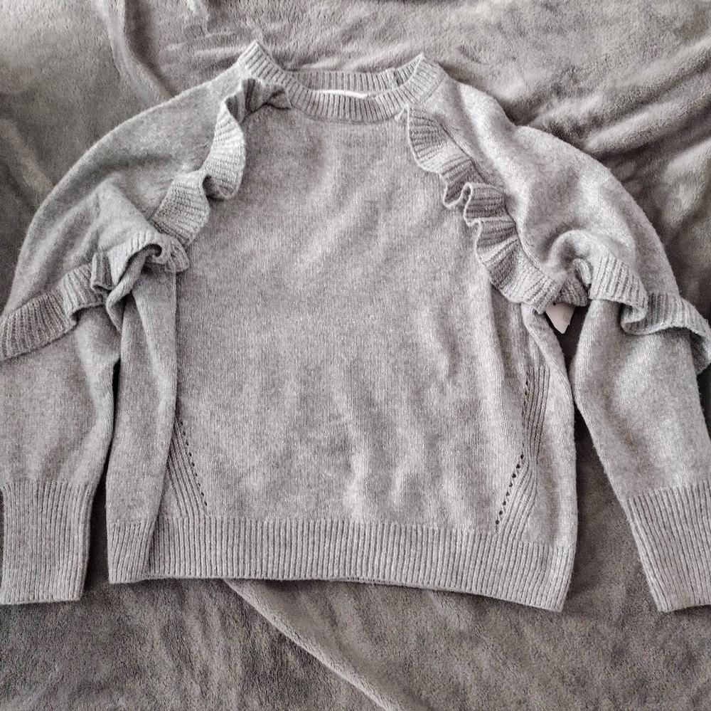 Ruffle sweater